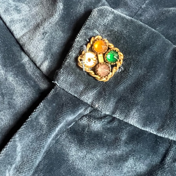 Shorts - Picture 5 of 7